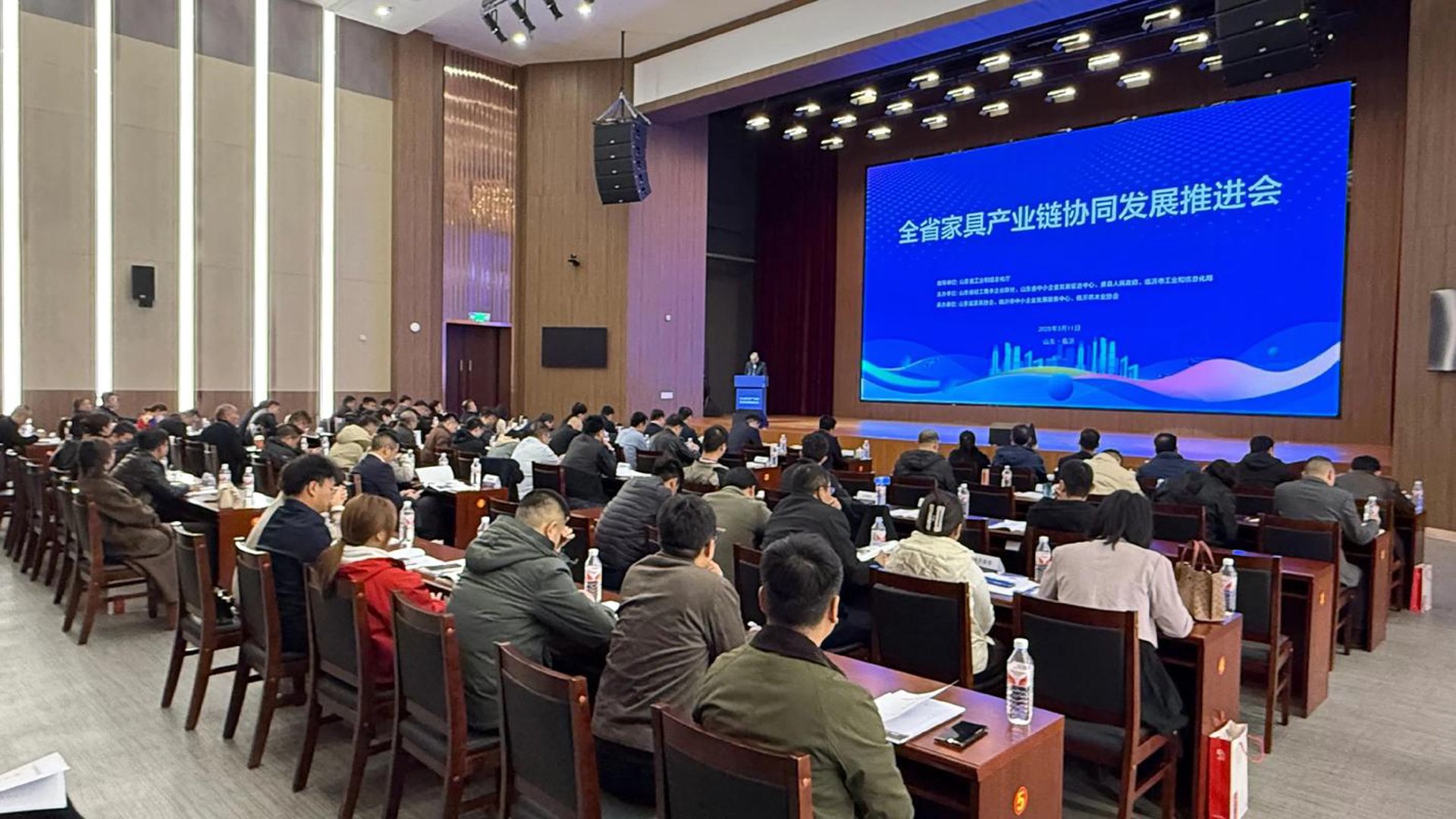 如何选择合适的装饰材料打造舒适家园